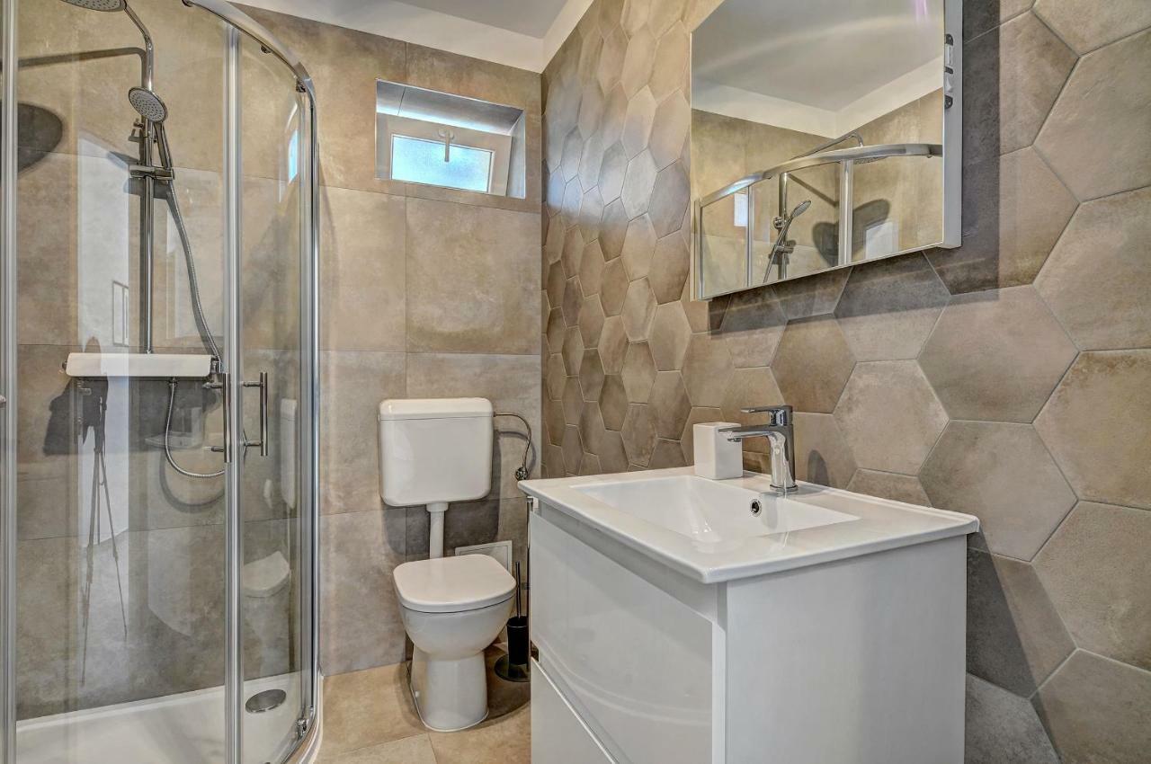 Апартаменты Apartman M Пула Экстерьер фото